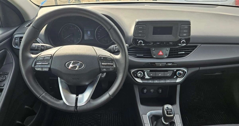 Hyundai I30 cena 72900 przebieg: 14725, rok produkcji 2022 z Swarzędz małe 211